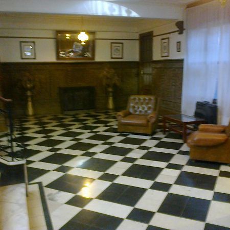 Hotel Plaza Tres Arroyos Extérieur photo