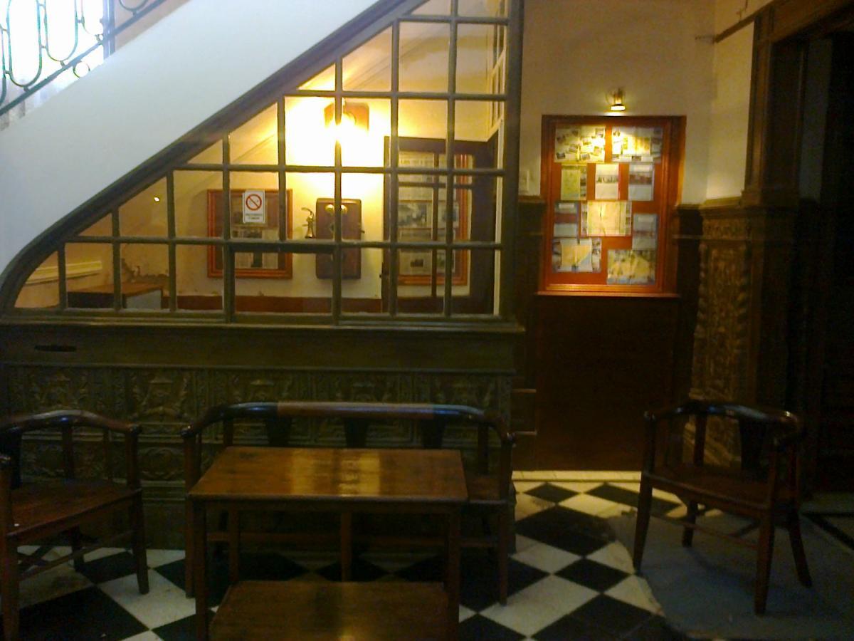 Hotel Plaza Tres Arroyos Extérieur photo