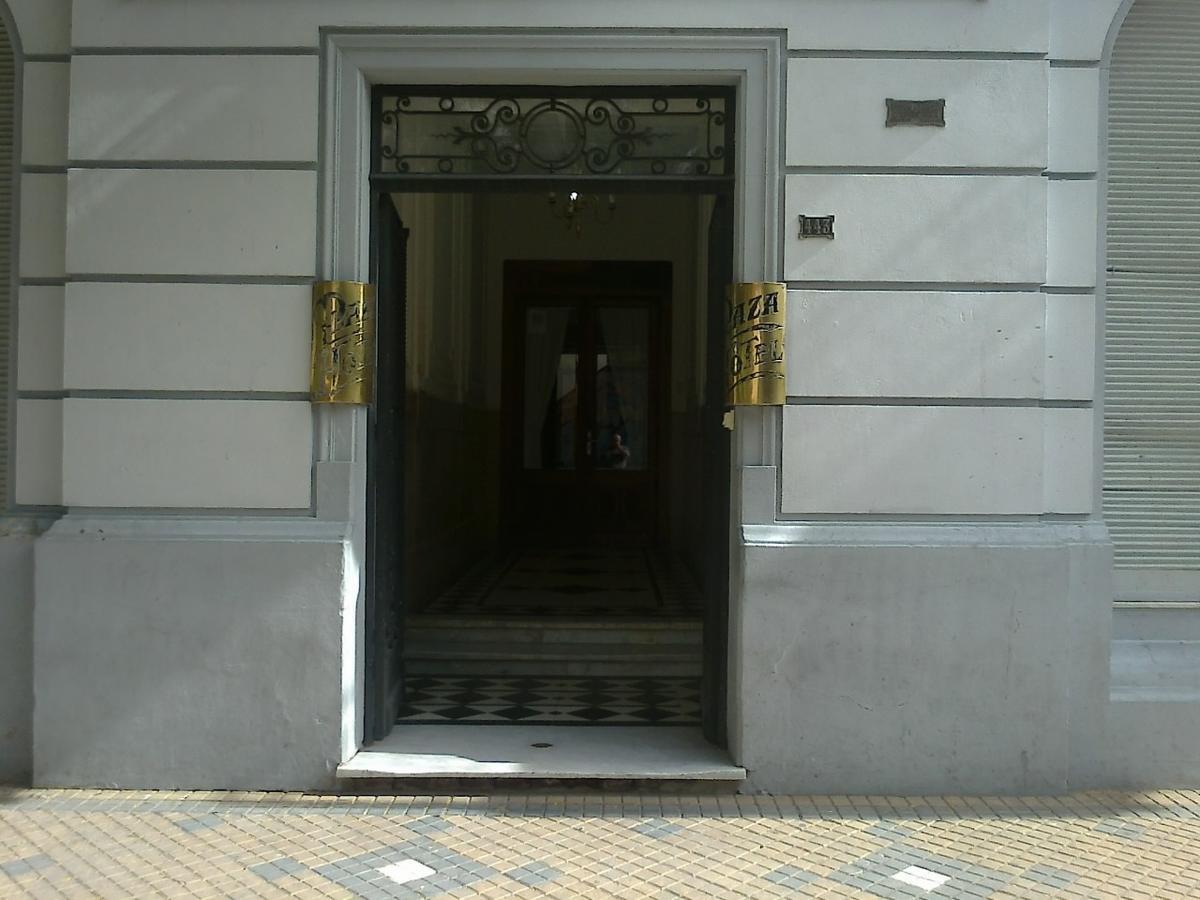 Hotel Plaza Tres Arroyos Extérieur photo